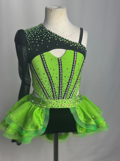 SEMI-CUSTOM COSTUME // BOOKING DEPOSIT