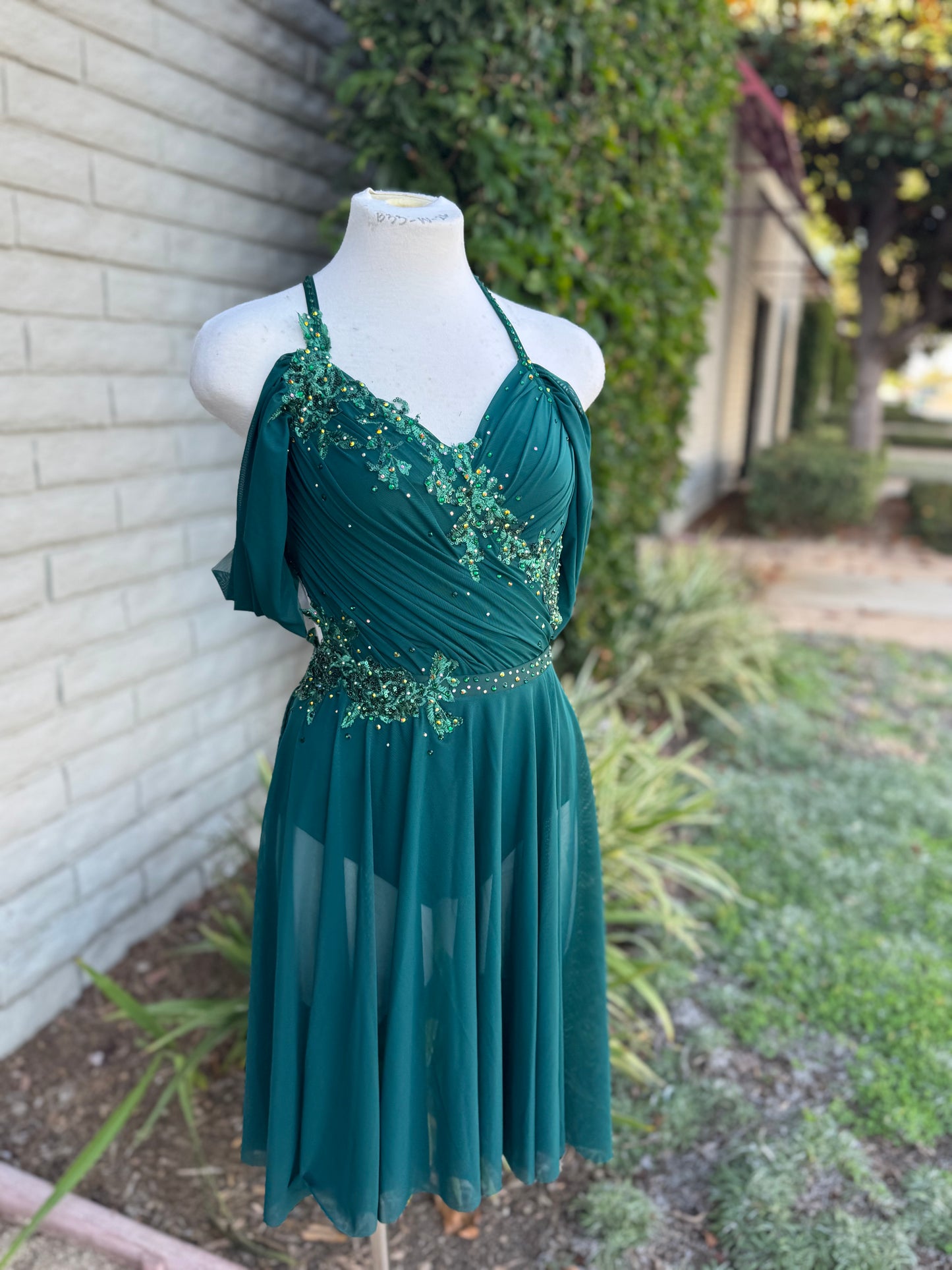 READY-TO-SHIP // Adult XS // Green Lyrical Costume