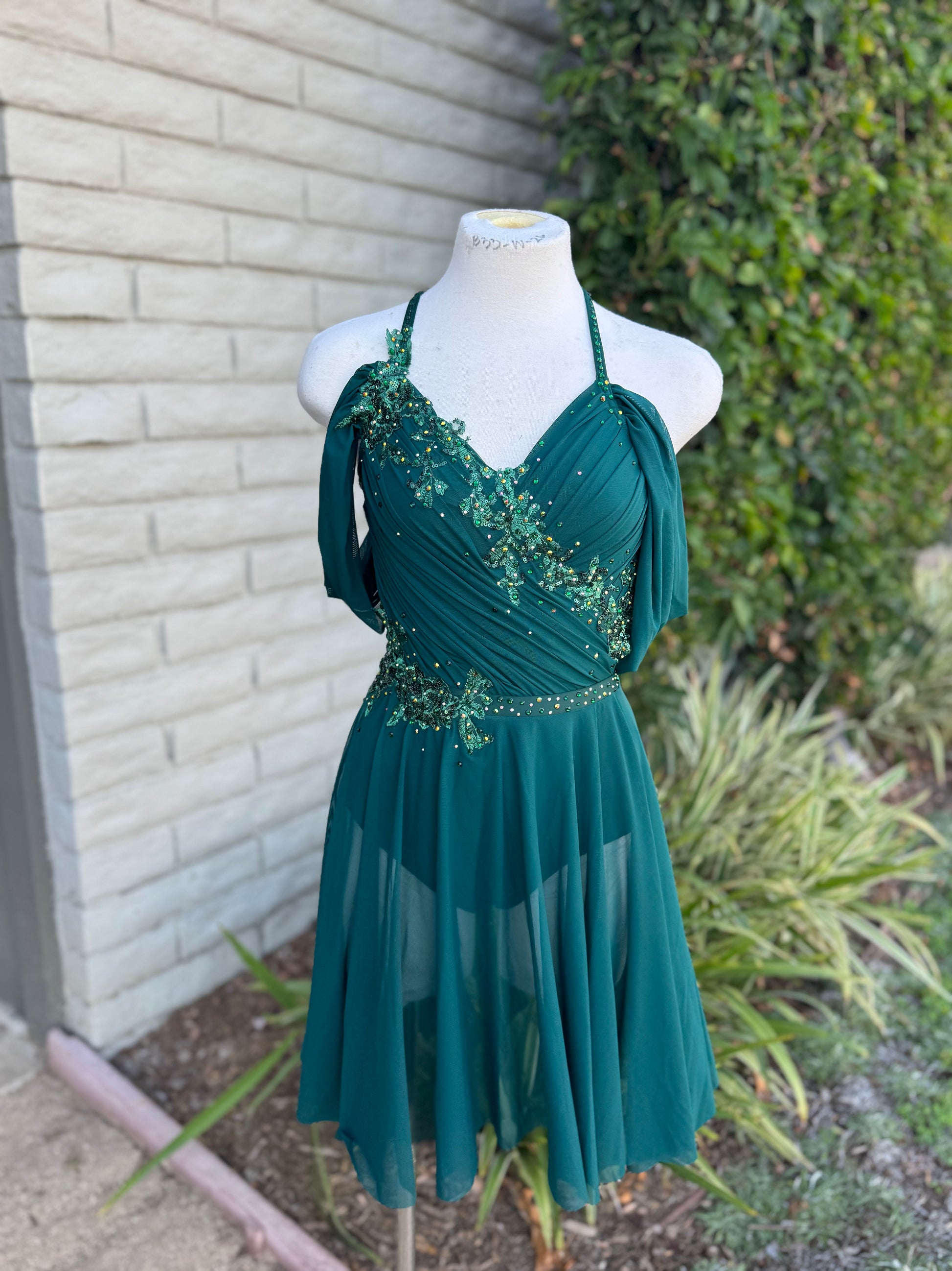 Green Lyrical Dance Costume, Adult X-Small avenueBLUEdesigns Green Lyrical Dance Costume, Adult X-Small avenueBLUEdesigns